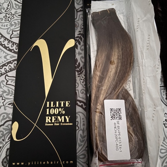 Yilite Hair Extension 20 Piece Dark Brown with highlights New In Box - Picture 3 of 5